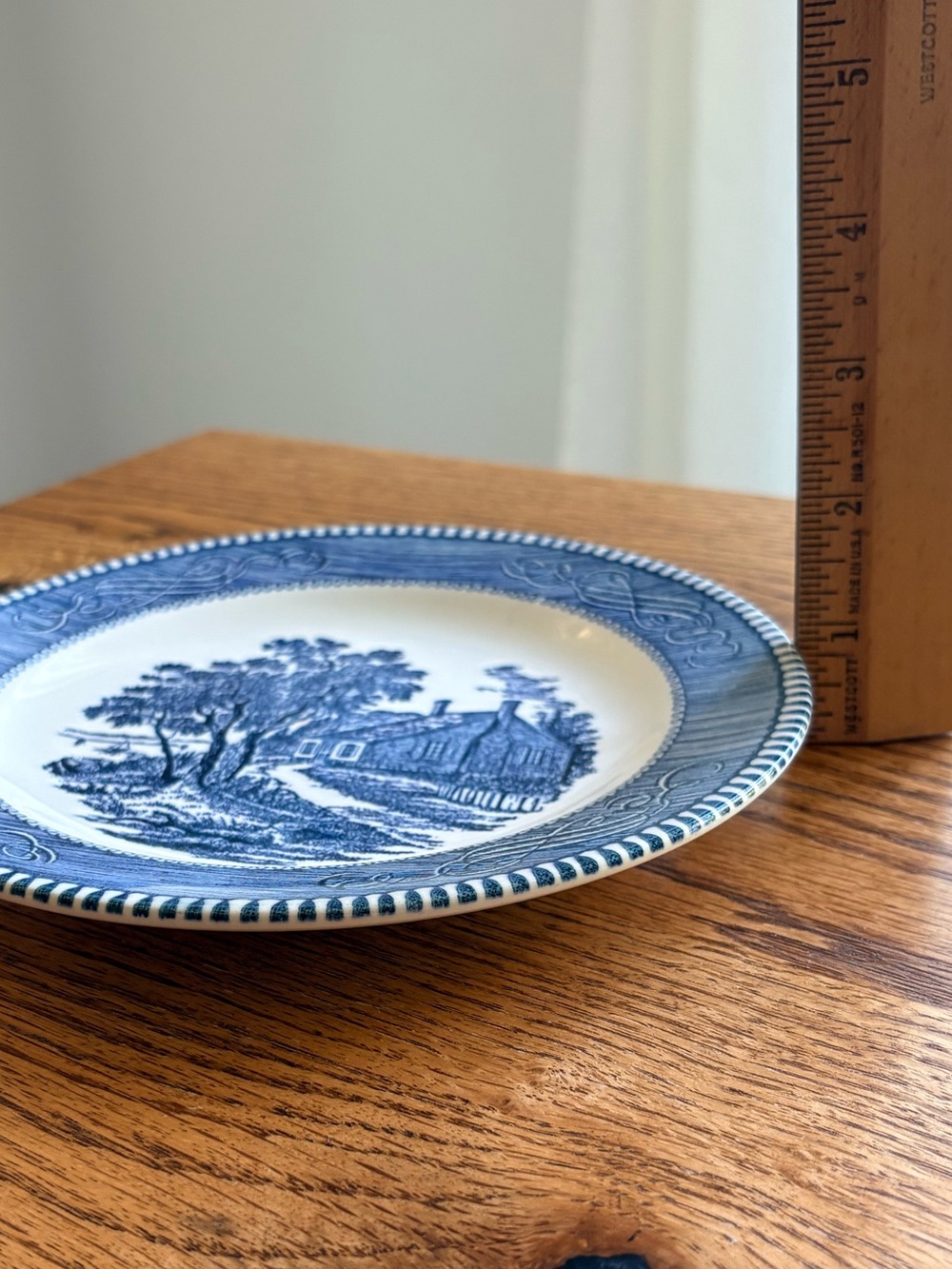 Vintage Currier & Ives Washington’s Birthplace set of three plates- ~7.25 inches - Picture 13 of 15